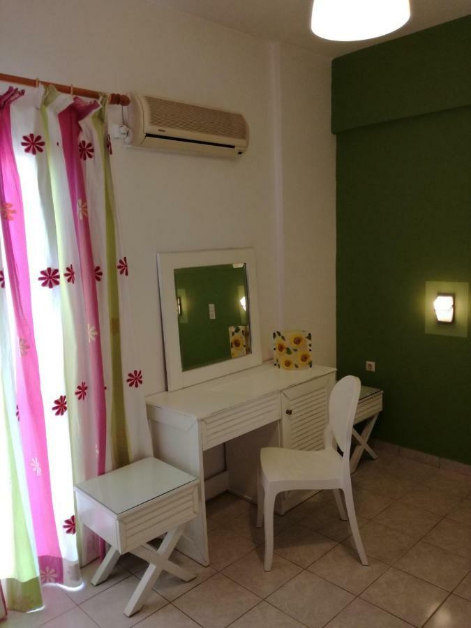 Jasmine 1 Apartment ลากานาส ภายนอก รูปภาพ